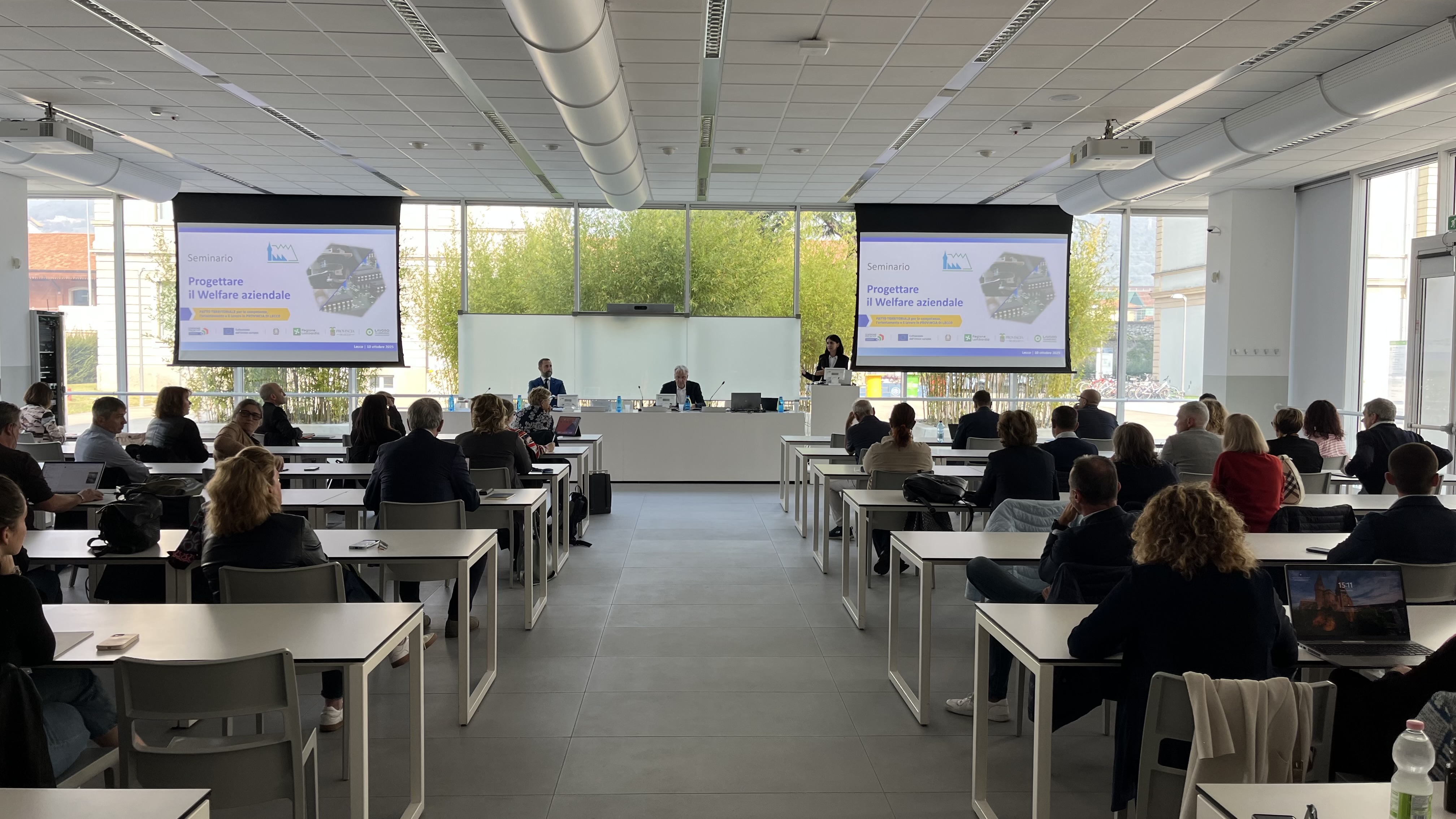 20251010SeminarioWelfare (10) 20251010SeminarioWelfare (10)